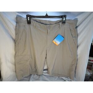 Columbia Omni-Shade 100% Nylon Beige Hike Travel Bermuda Pocket Cargo Short M